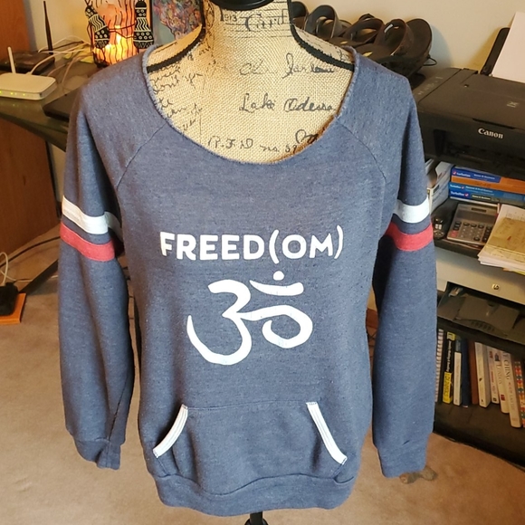 FREED(OM) Sweatshirt with kangaroo pouch size L - Picture 2 of 10